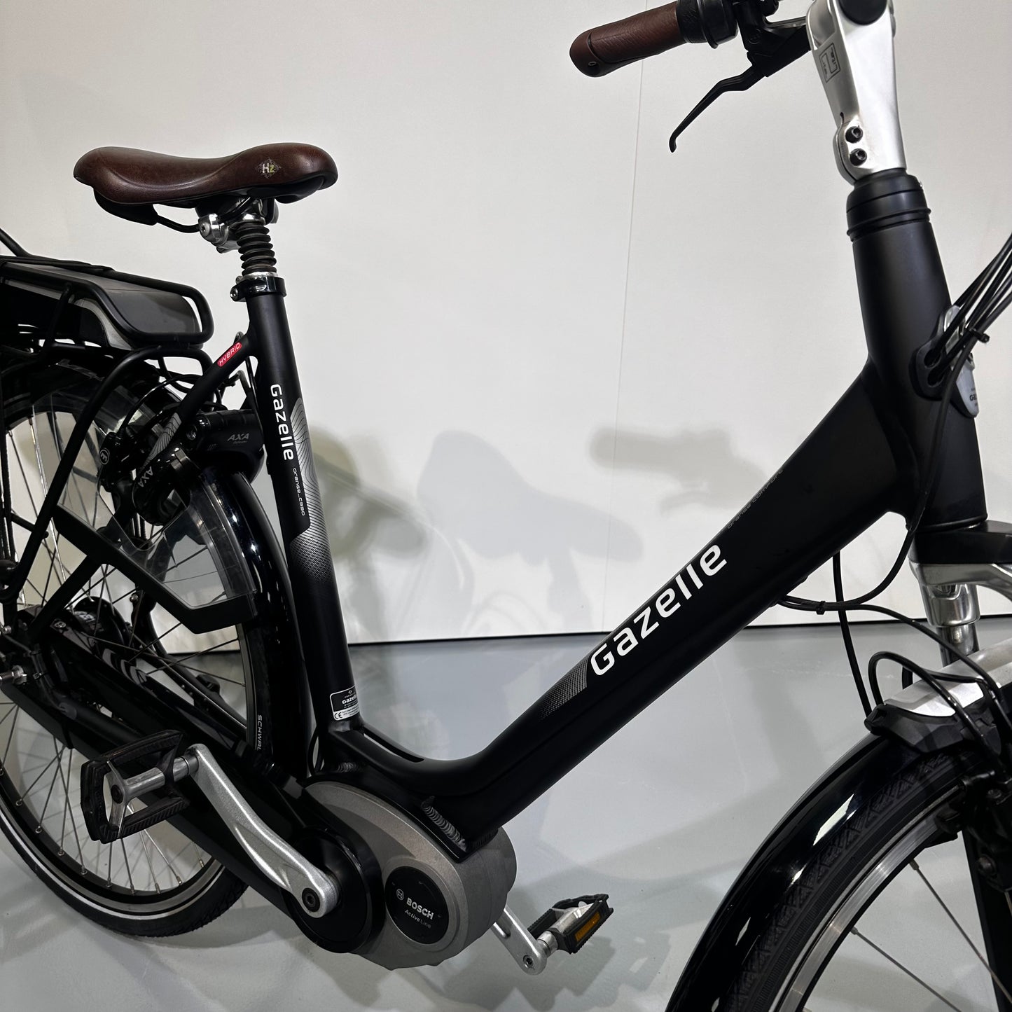 Gazelle Orange C330 HMB || 57CM || Bosch